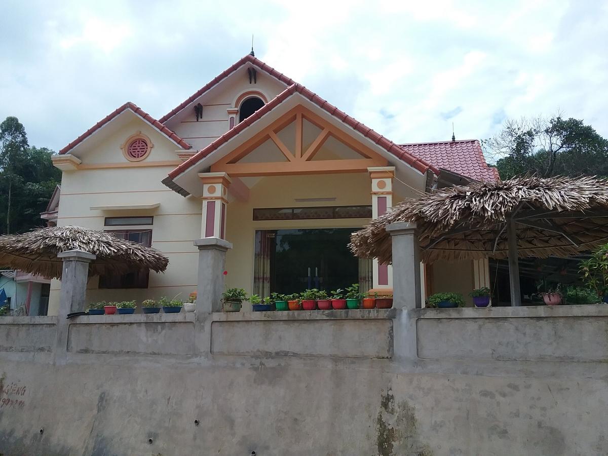 Thac Ba Family Homestay Ho To ภายนอก รูปภาพ